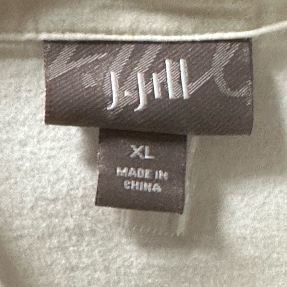 J Jill Women’s Linen Blouse - Picture 3 of 6